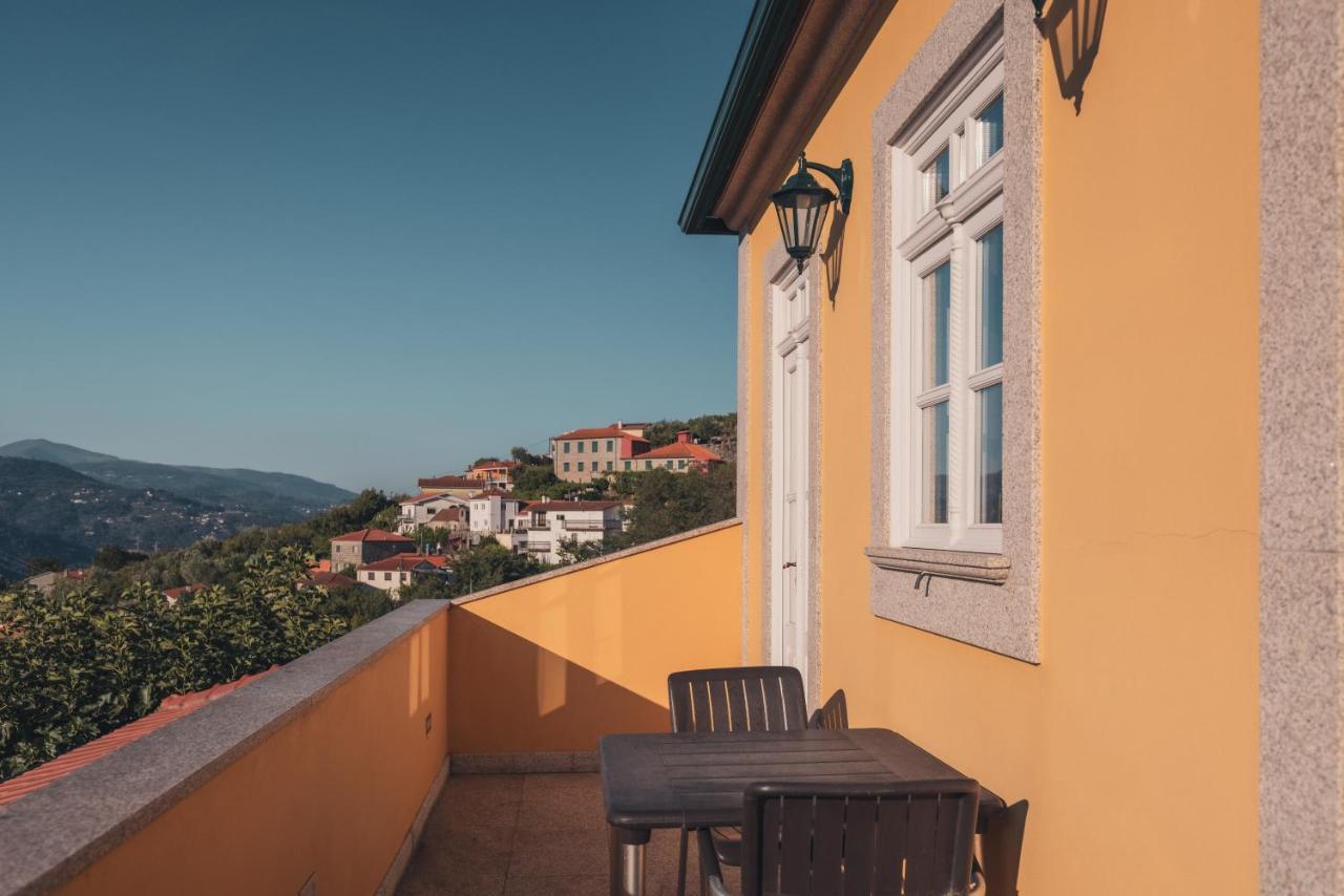 Quinta Do Outeiro Guest House Resende Luaran gambar