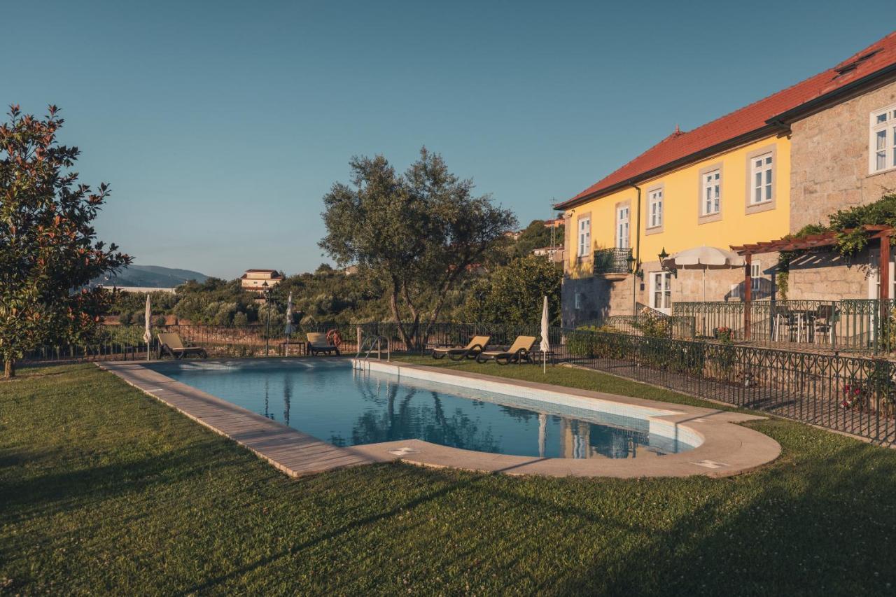 Quinta Do Outeiro Guest House Resende Luaran gambar